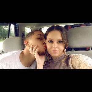 Meet your Posher, Alexandra